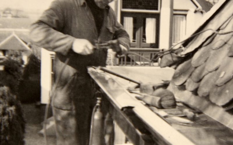 IMGP0373 Pbuist installatiebedrijf aan het werk oude foto